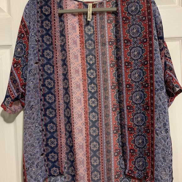 Kimono - Picture 1 of 2